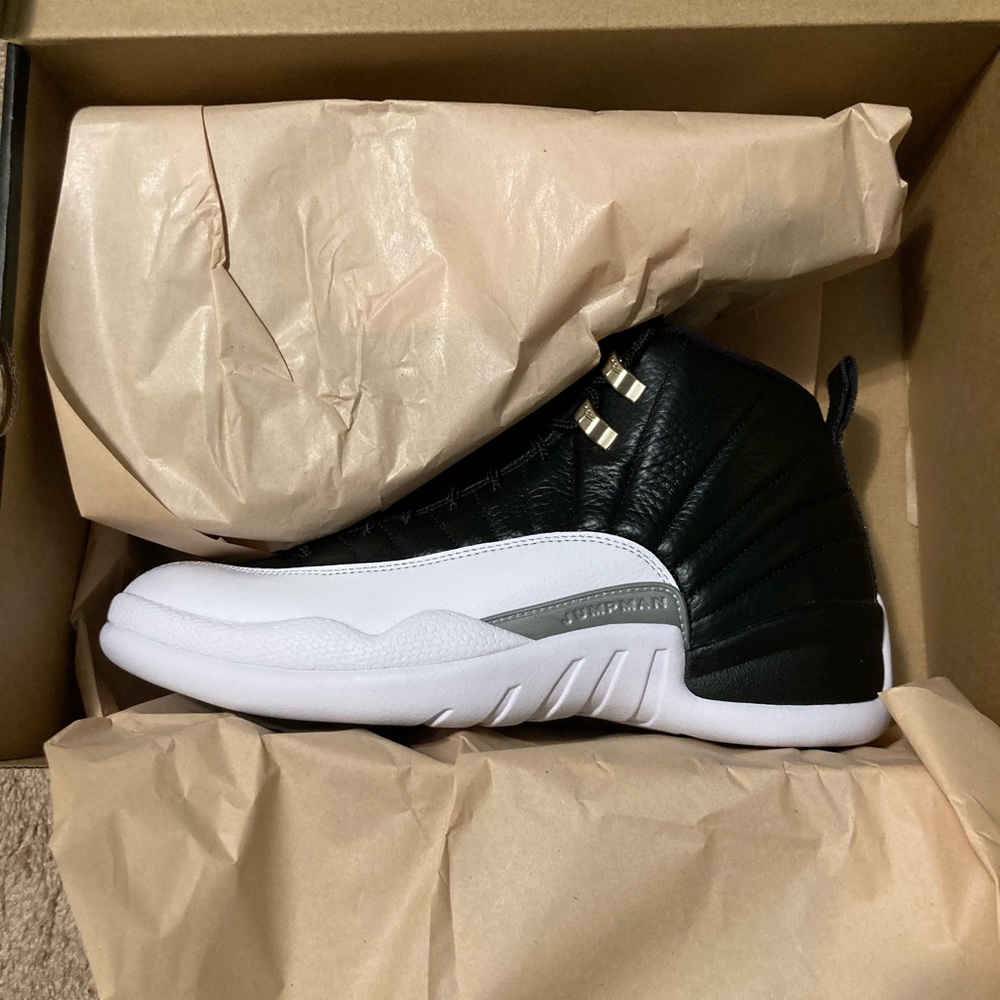 Jordan XII (12) Black white varsity’s